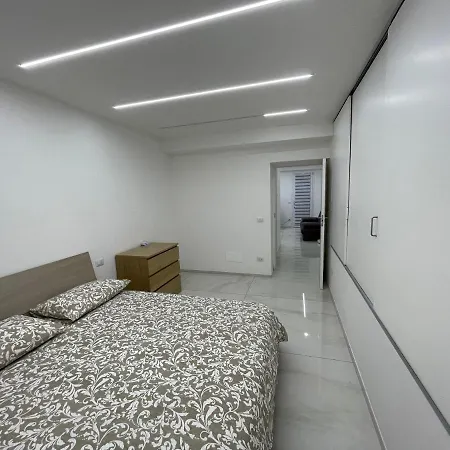 Margot Apartment *