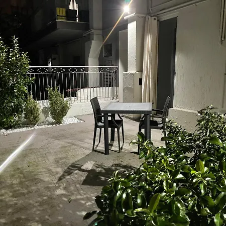Margot Apartment *